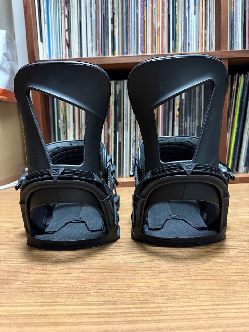 スノーボード Salomon Hologram 22-23 L