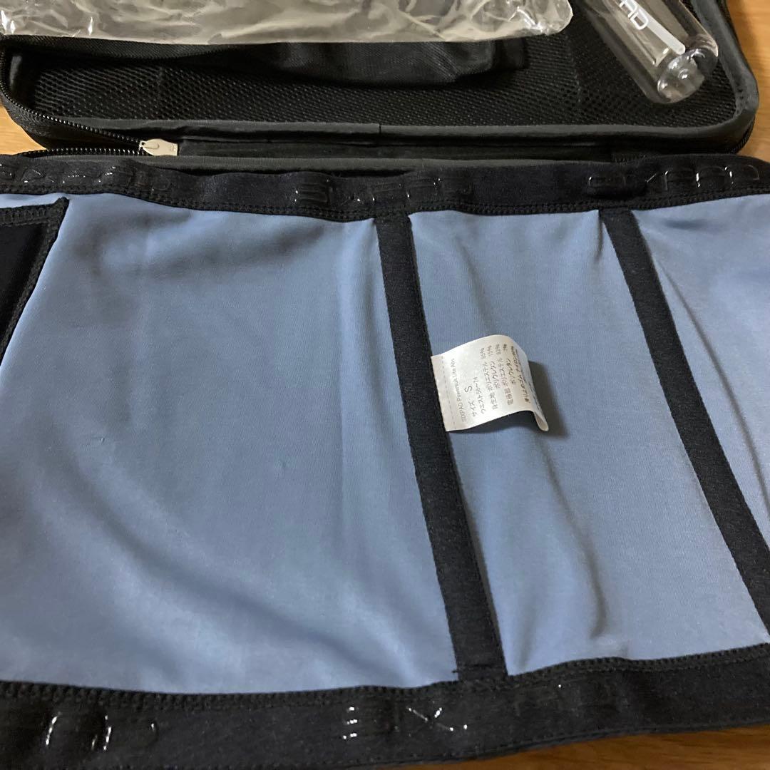 新品未使用　SIXPAD パワースーツライトアブズ　Sサイズ