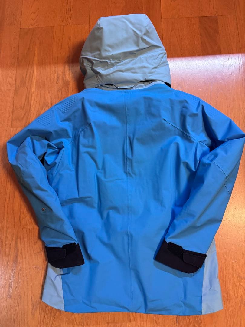 デサント　SIO スキーウェア