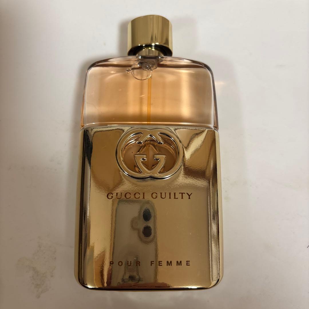 GUCCI Guilty Pour Femme 香水