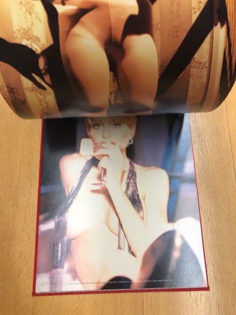 VISIONAIRE 29　WOMAN ヴィジョネア29　ウーマン