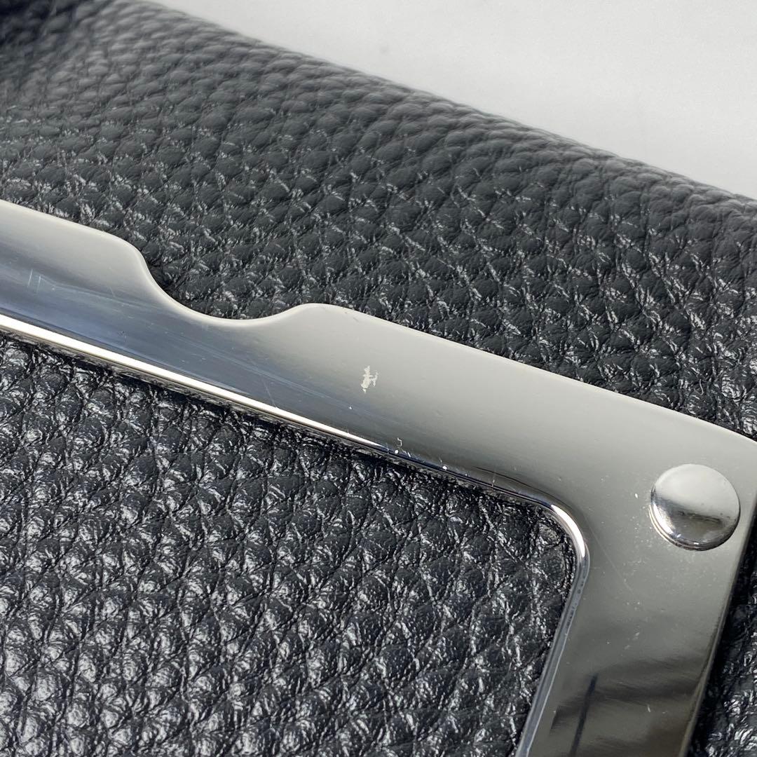 Dr.Martens 11インチ サッチェルバッグ チェーンショルダー