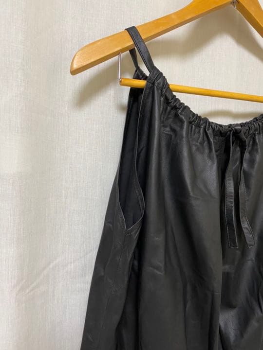 オーラリー新品LAMB LEATHER GATHEREDラムレザー キャミソール