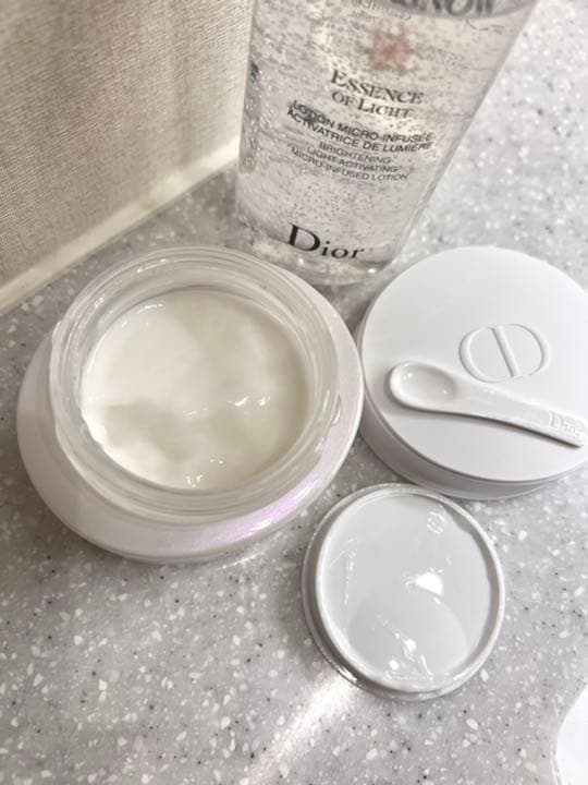 ディオール スノー化粧水＆クリームセット