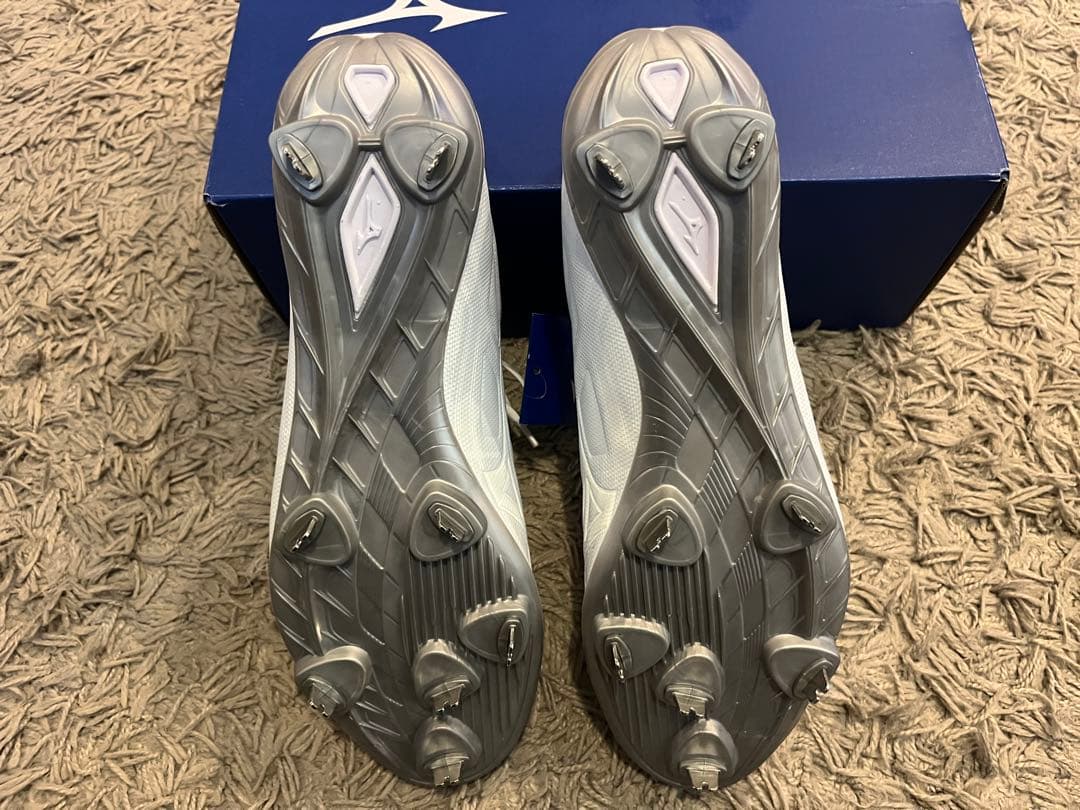 新品未使用Mizuno ライトレボエリート スパイク 27.0cm