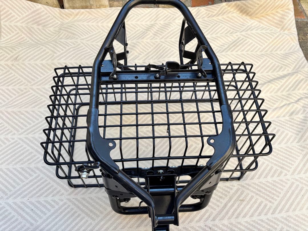 スーパーカブ50プロ　カゴ　LEDヘッドライト付き