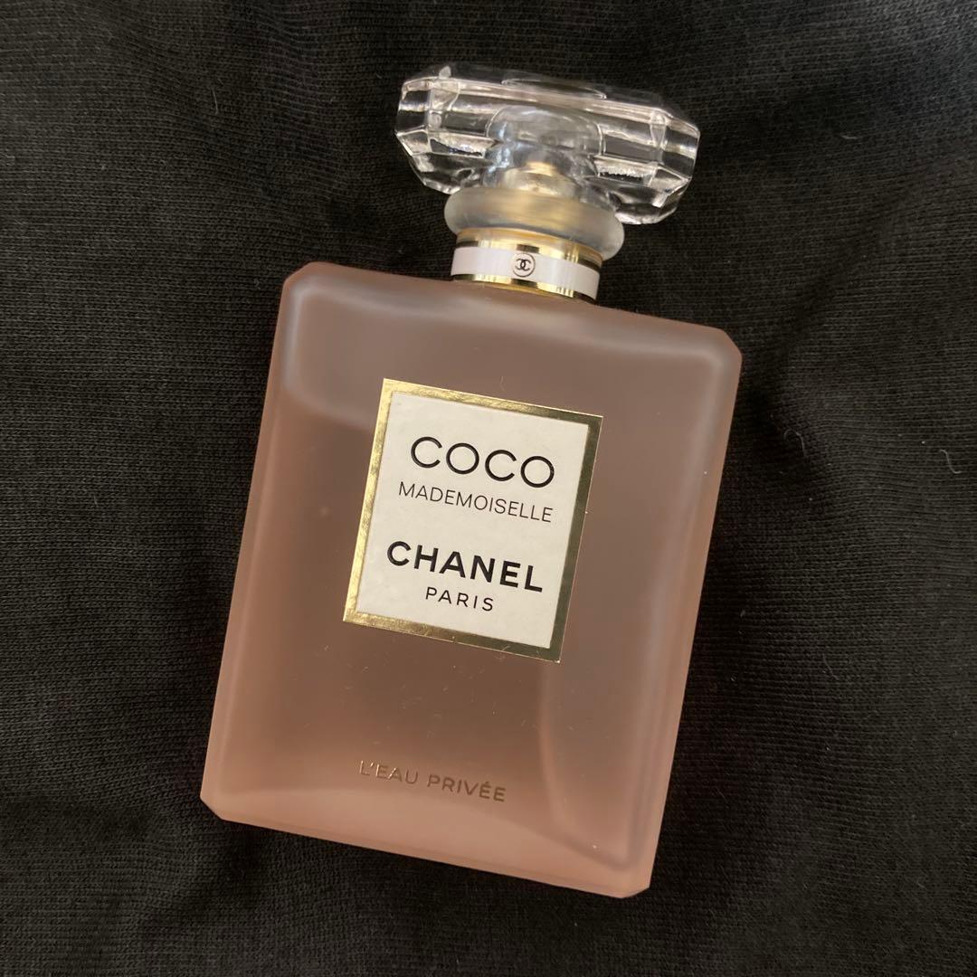 CHANEL ココ マドモアゼル ロー プリヴェ