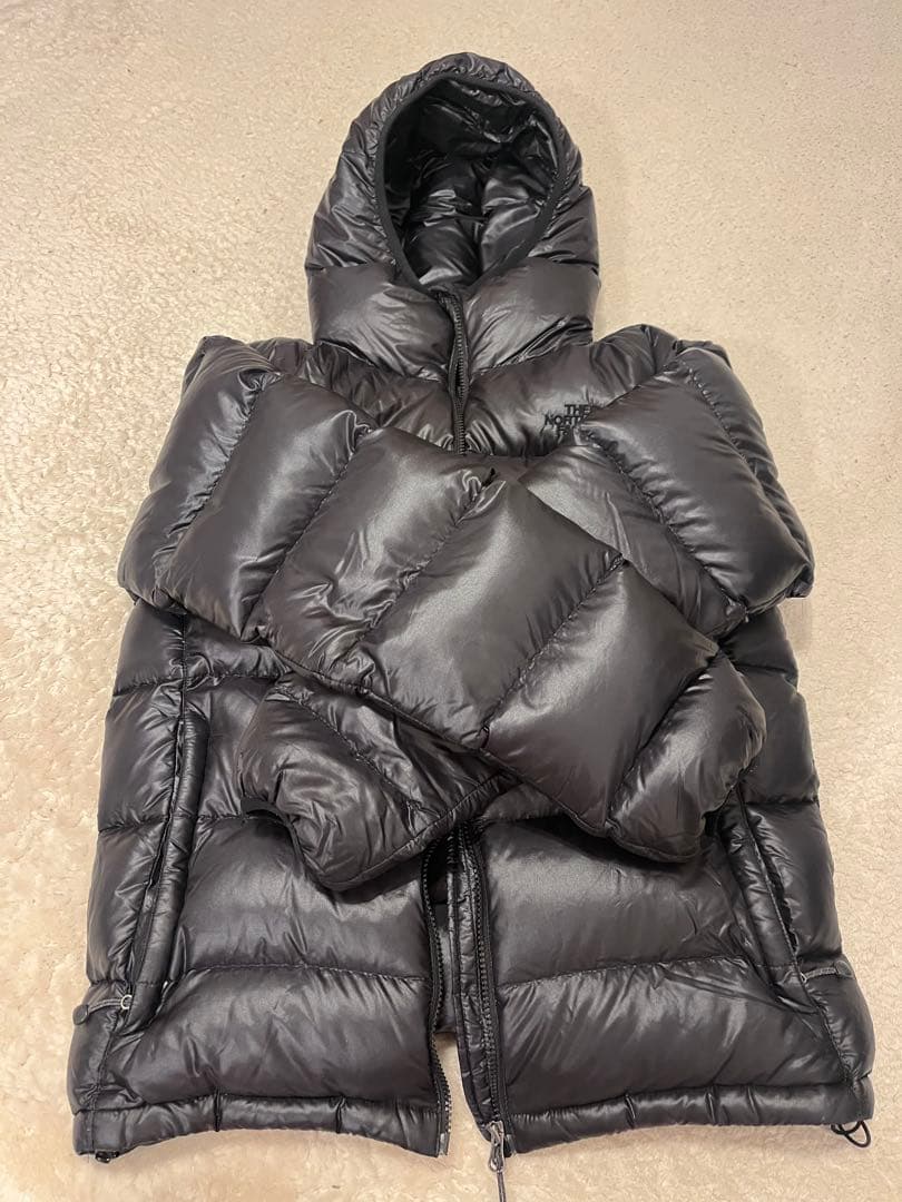 超軽量　ノースフェイスダウン アコンカグアフーディND18805 Mサイズ