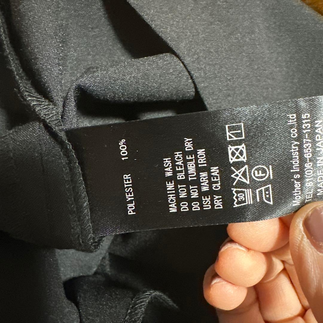 mizuiro ind 黒 Vネック キャミソール