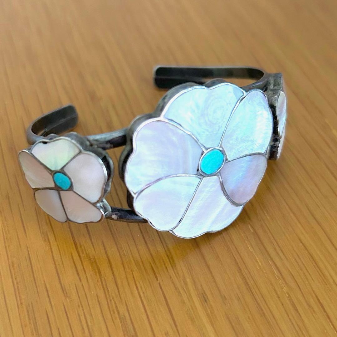 一点物！シェルとターコイズのインディアンジュエリーバングル