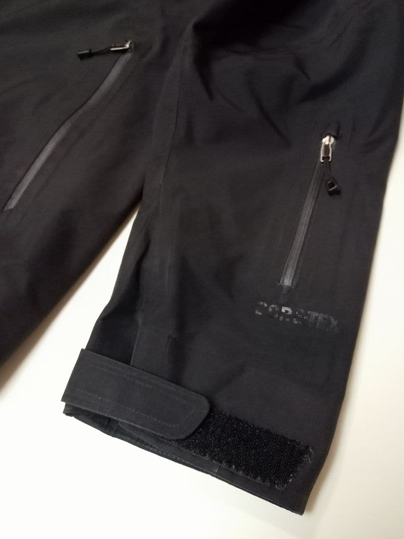 パタゴニア　スノージャケットＸＳ・モンベル　スノーパンツS