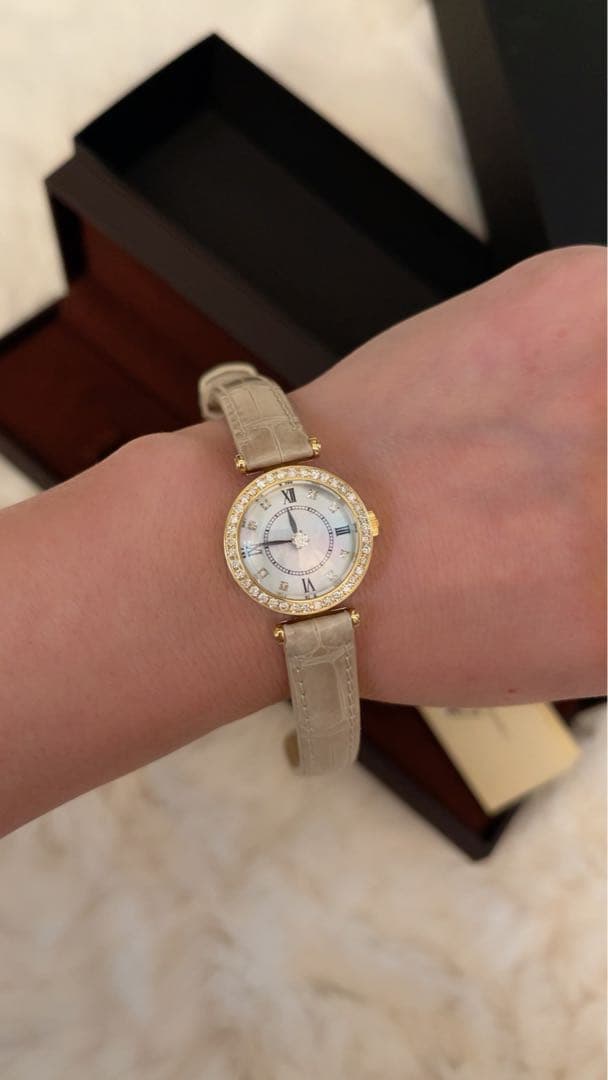 稼働品 ルナージュ　ダイヤモンド0.50CT 腕時計　旭ダイヤモンド　保証書付き