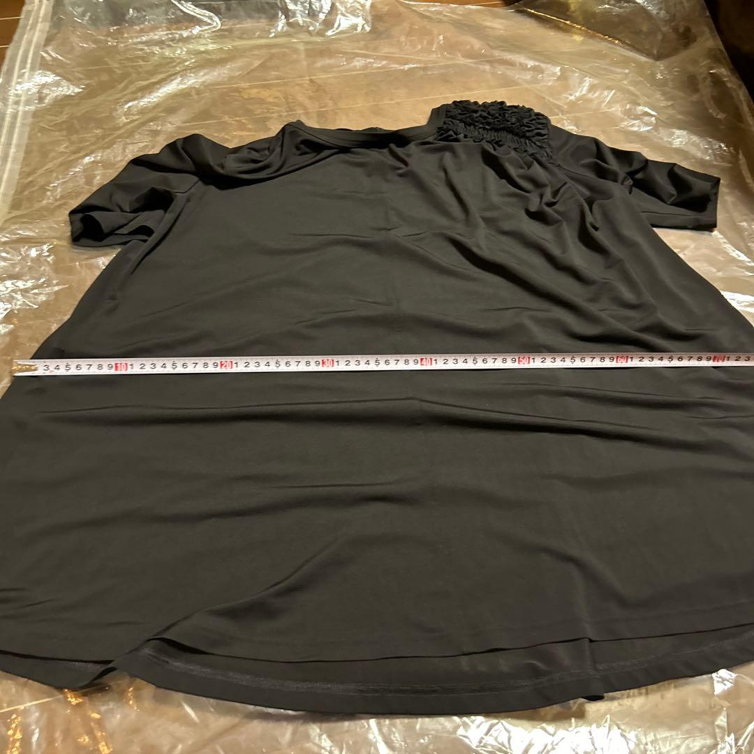 s*i様 黒の半袖チュニック ギャザー付き　トクコ