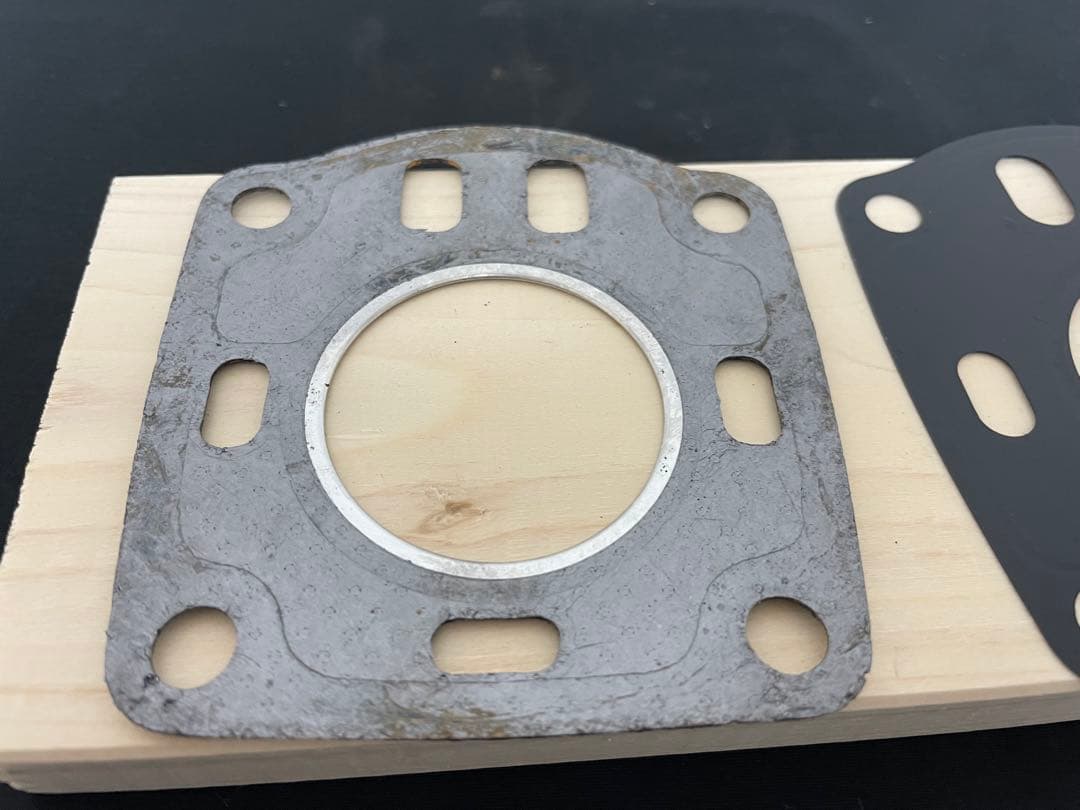 NSR50 純正腰上セット　シリンダーヘッド　シリンダー　ピストン付き