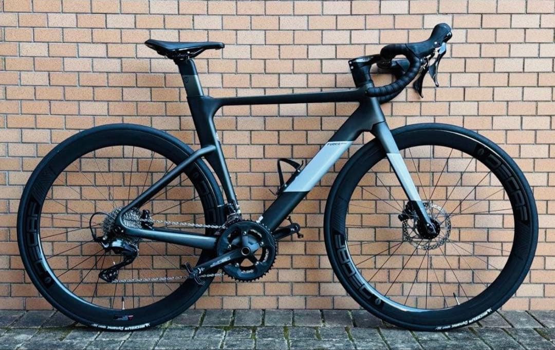 フルカーボン　ロードバイク 【期間限定割引2月15日まで価額より5%OFF 】