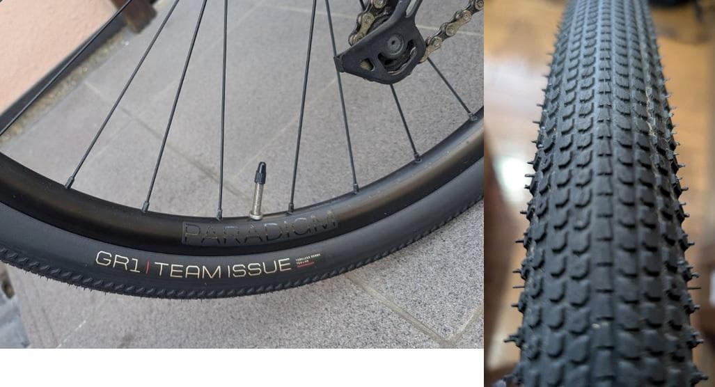 クロスバイク ダークブルー 700C　（TREK FX 4 Carbon）