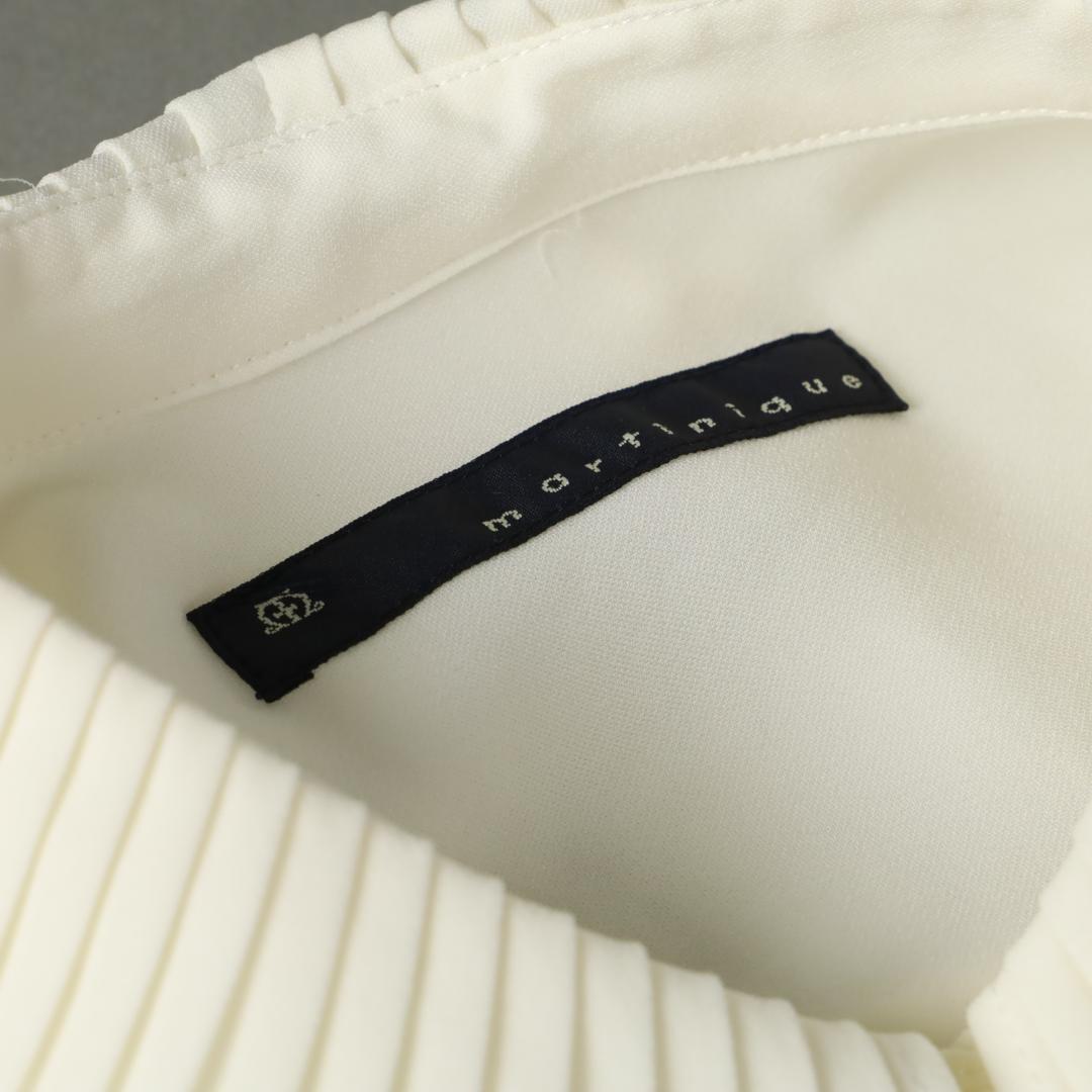 244 新品 martinique　マルティニーク プリーツカラーブラウス