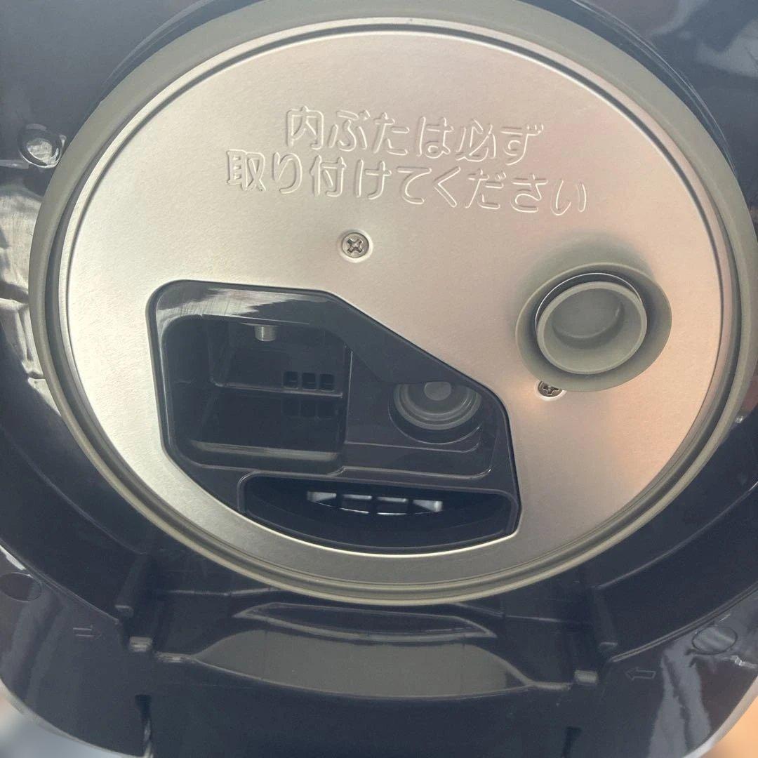 ⭐︎象印⭐︎NW-PV10型　圧力IH炊飯器 5.5合 炎舞炊き