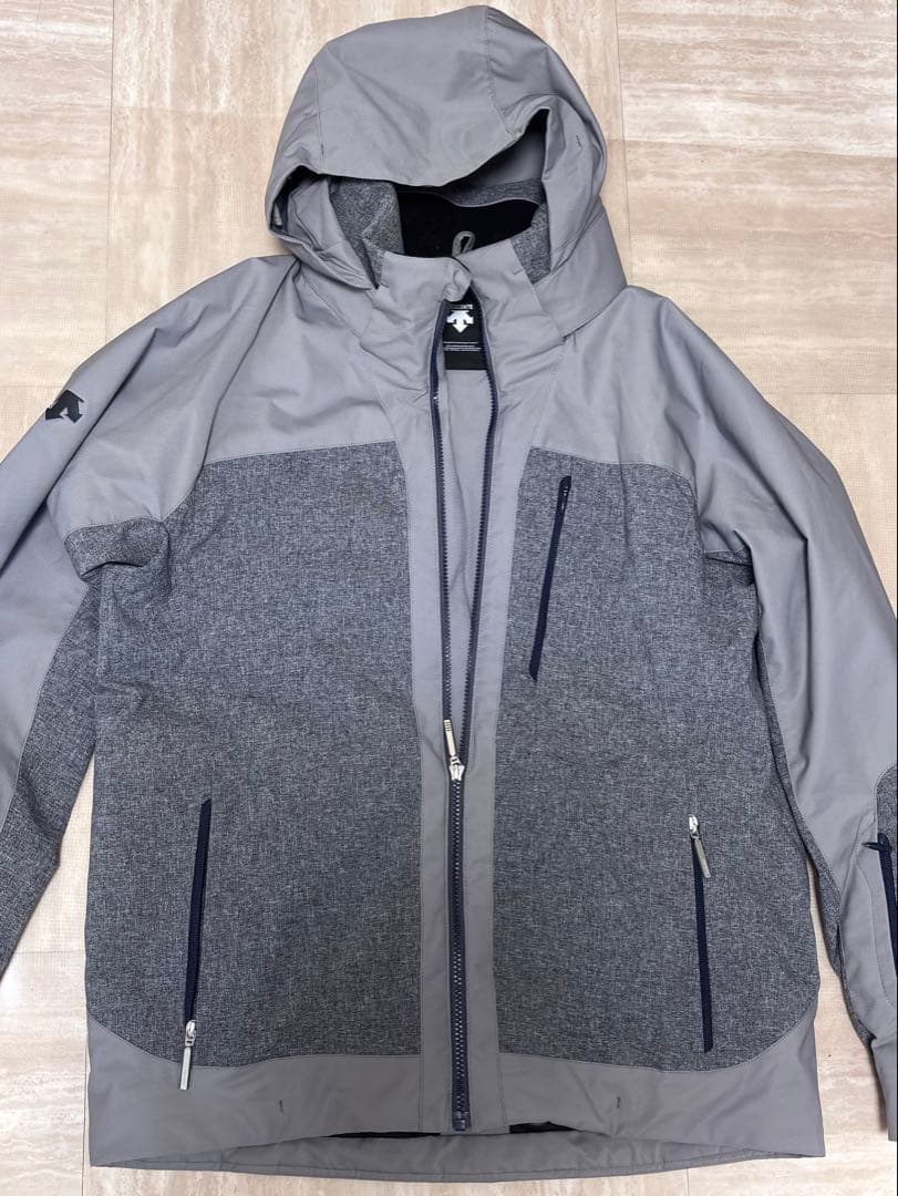DESCENTE スノーボードウェア グレー