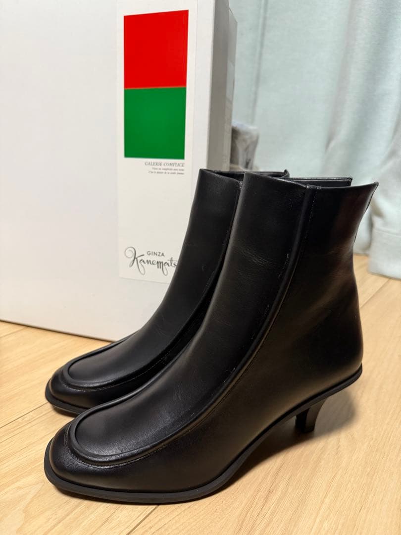 銀座かねまつ　ショートブーツ 7cmヒール