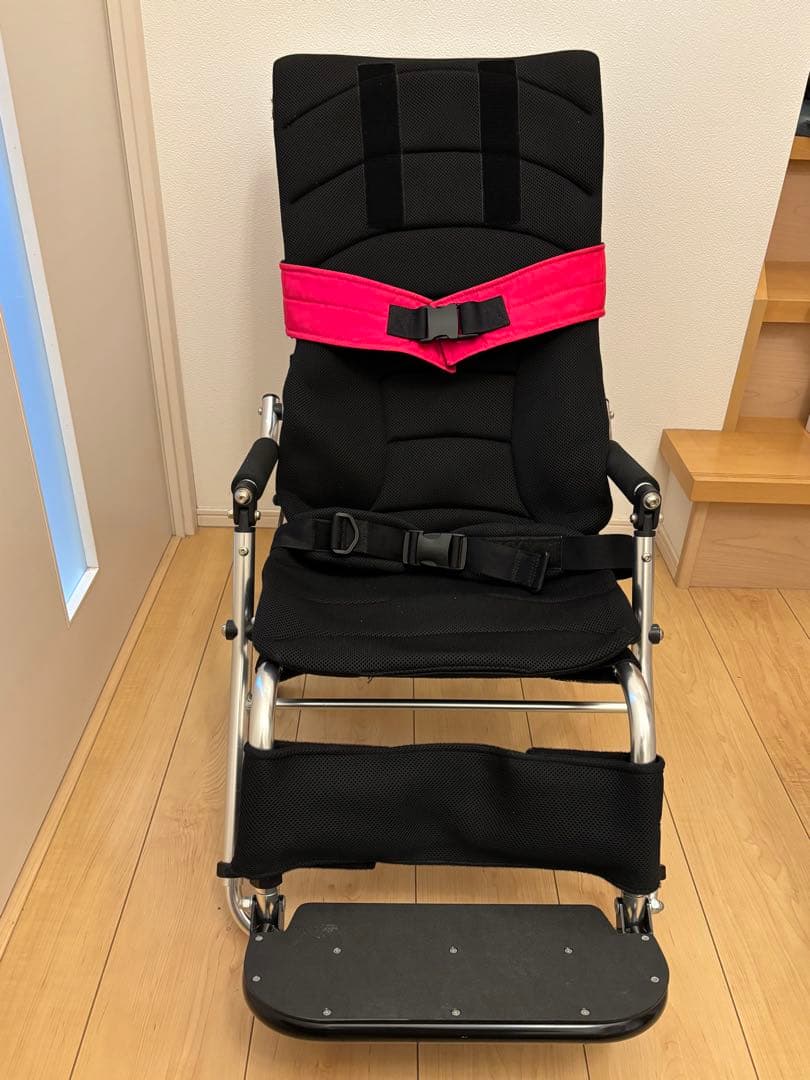 座位保持椅子　障害児　オルチェMサイズ