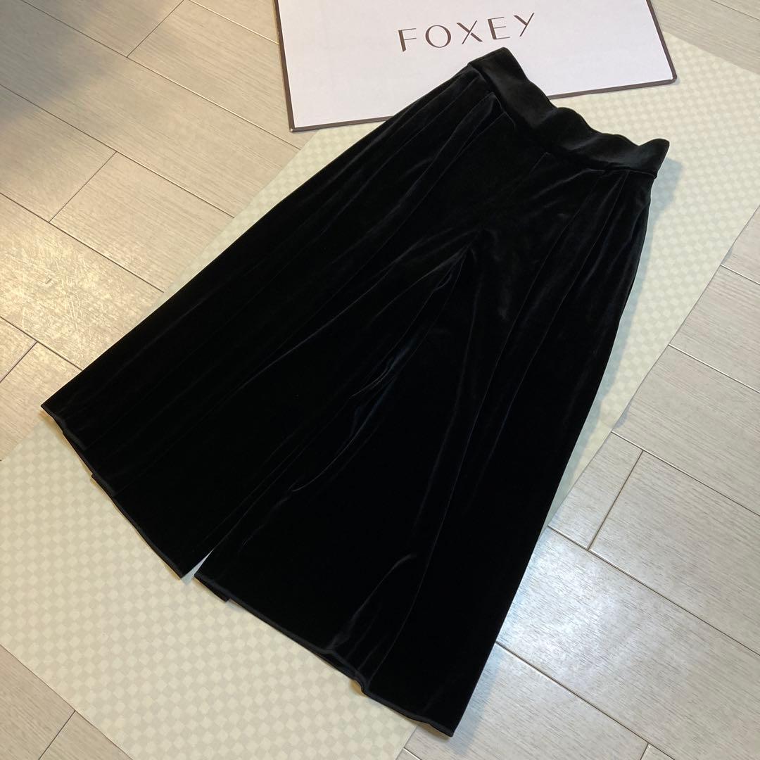 2025年♡美品♡DAISY LIN\"キューティーヒップベロアパンツⅡ\"(黒)