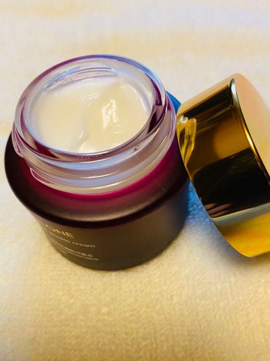 SALE中【幹細胞アイクリーム】アラウンドジアイズ&リンクルクリーム※箱不良