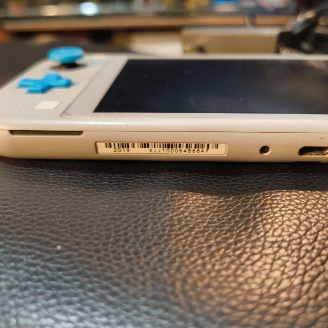 Nintendo Switch Lite ポケモンデザイン