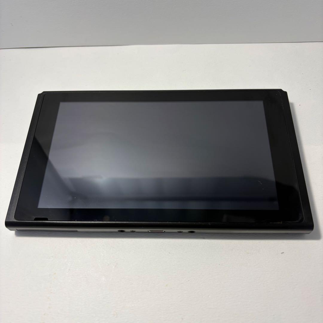 新型Nintendo Switchバッテリー強化版 本体のみ