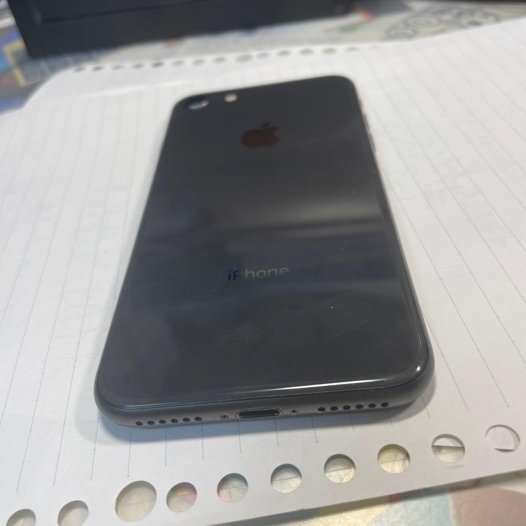 iPhone8 ブラック 64GB