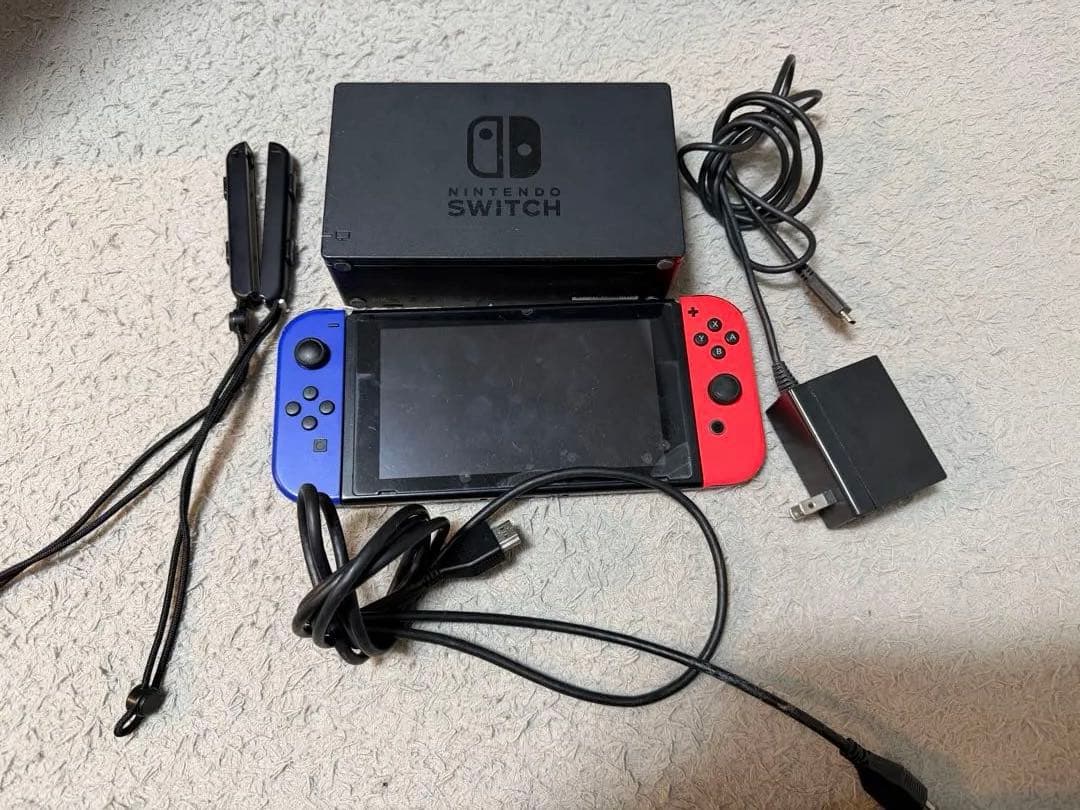 ジャンクに近い　Nintendo Switch 本体 赤/青