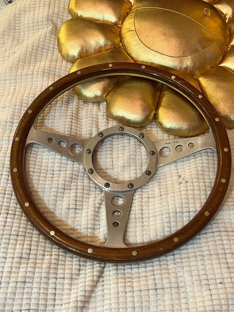 MOTO-LITA モトリタ 木製ステアリング 化粧リング、ビス付き