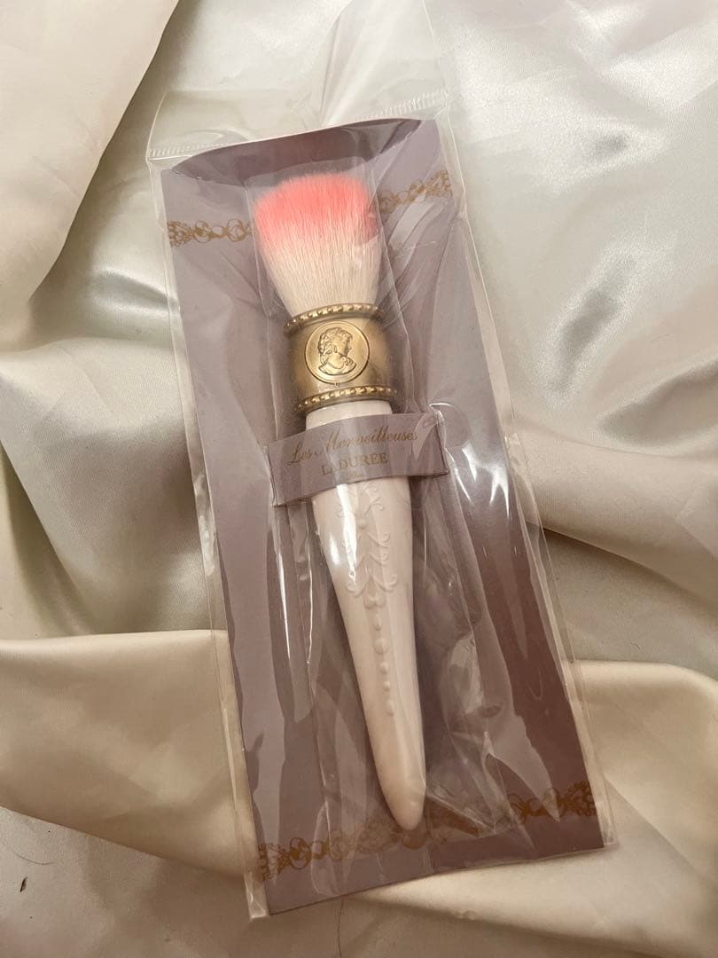 ラデュレ フェイスカラーローズラデュレポット チークカラー02 チークブラッシュ