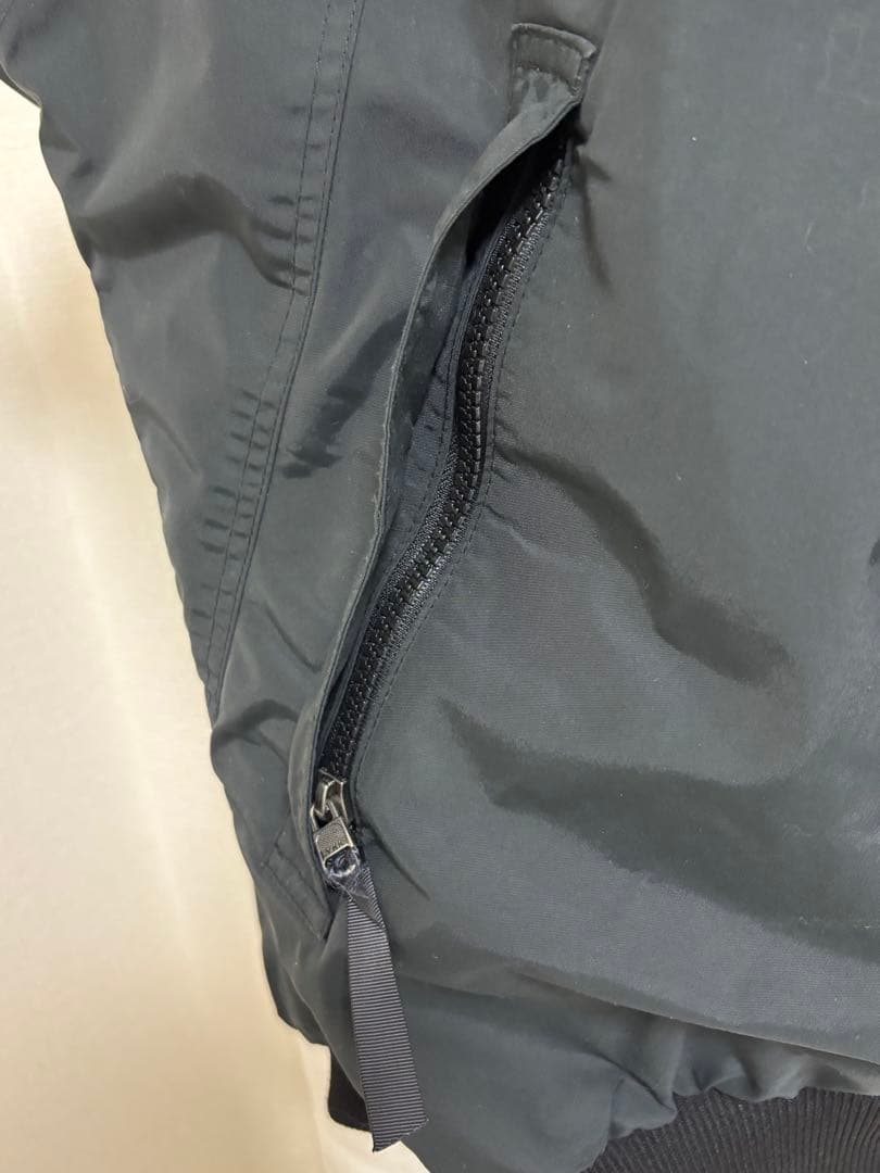 Patagonia ブラック ナイロンジャケット　シェルドシンチラ XL