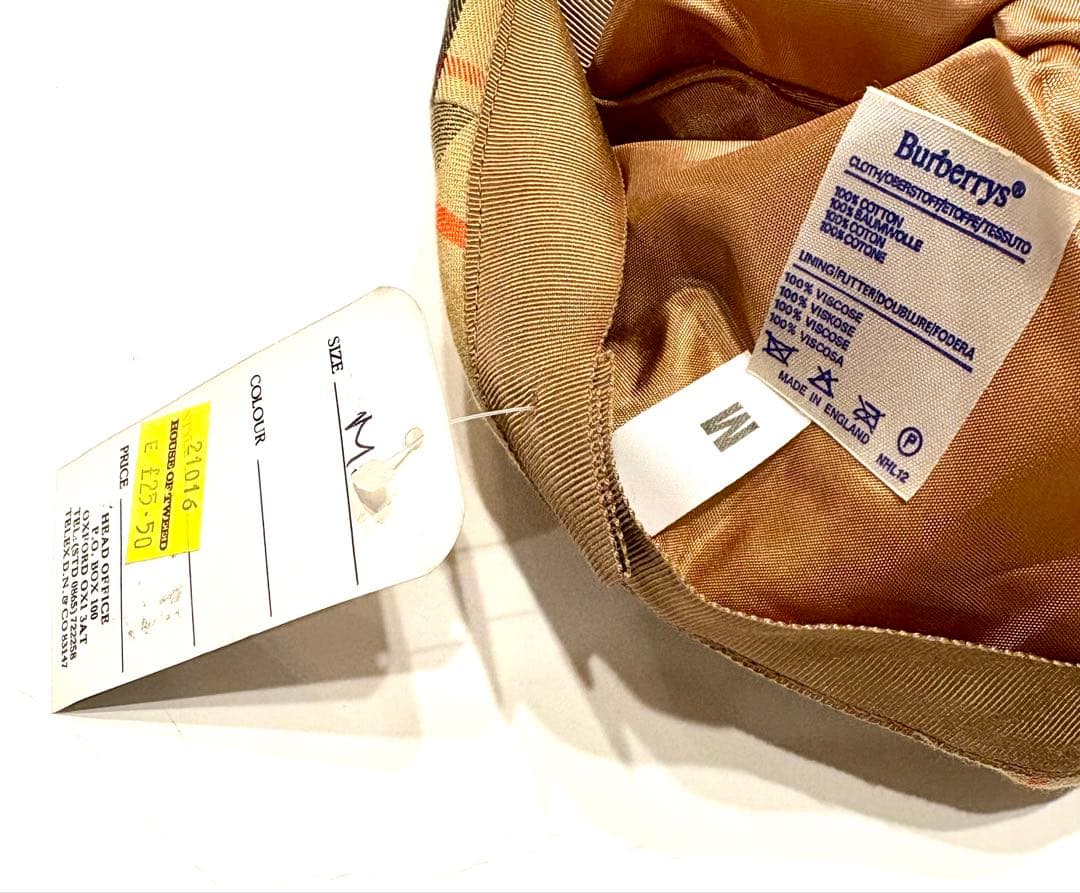 新品タグ付☆バーバリー　キャスケット　ハンチング　キャップ　チェック　帽子 美品