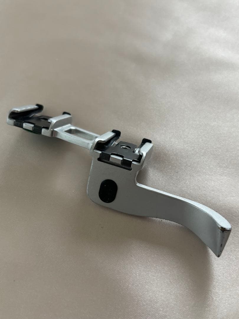 マッチテクニカル サムズアップ ライカM8/M9用 シルバー CSEP-4