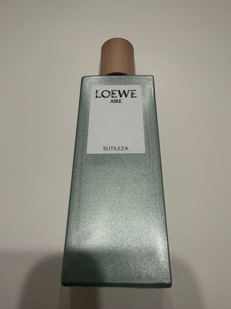 香水(女性用) LOEWE AIRE SUTILIZA 50ml