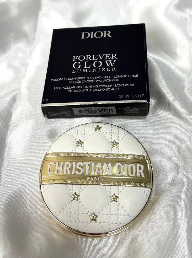 正規品　Dior ディオールスキン フォーエヴァーグロウ ルミナイザー 001