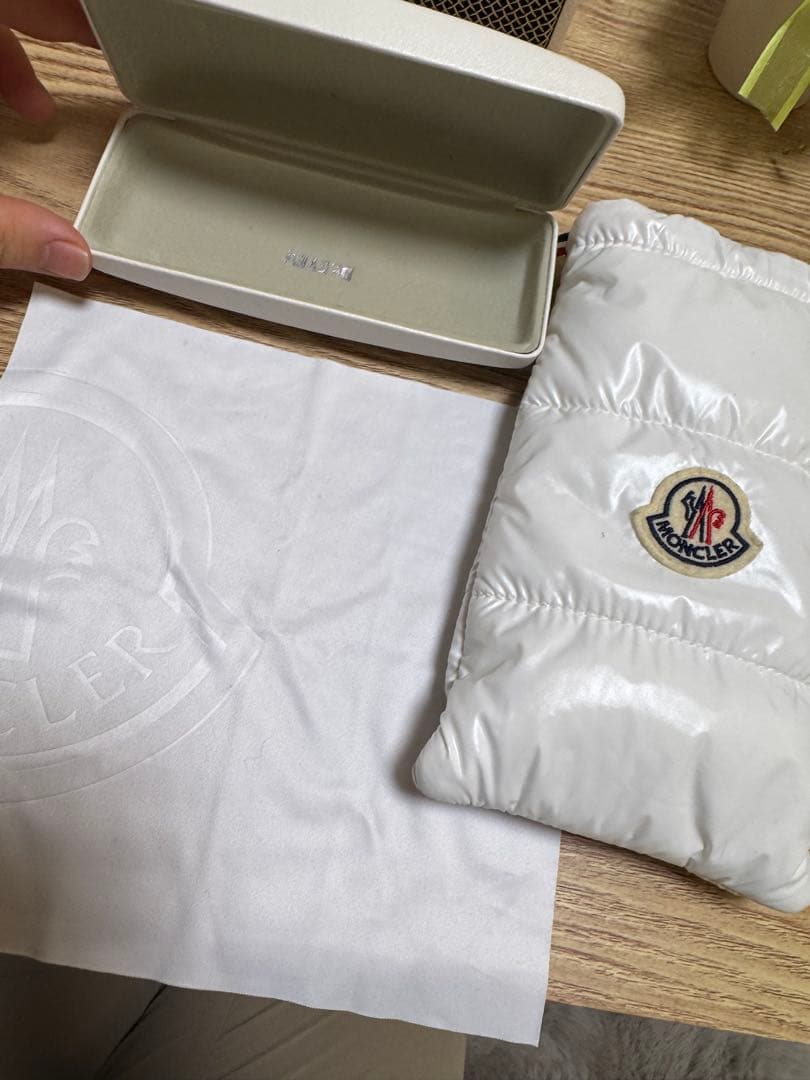 MONCLER メガネケースカバー