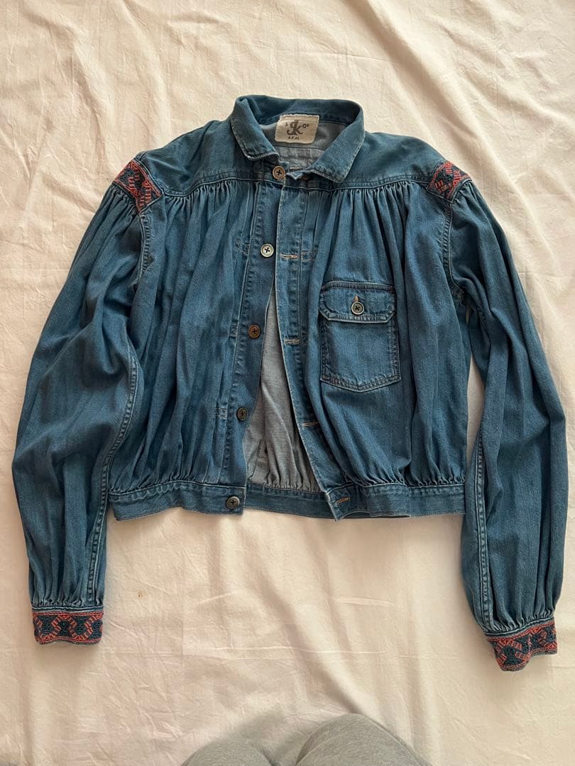 キャピタル　刺繍デニムジャケット