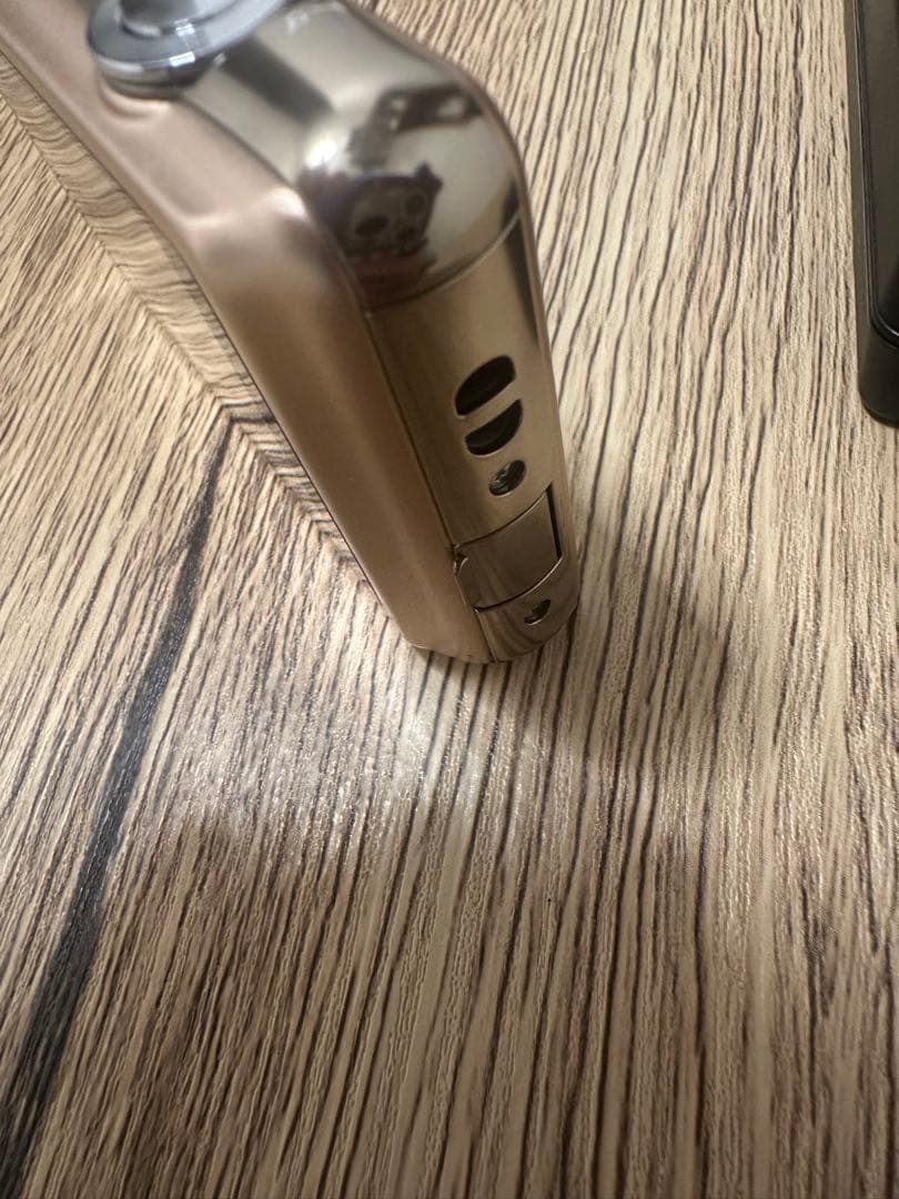 美品　パナソニック　LUMIX コンパクトデジカメ　DMC-FH7　ゴールド