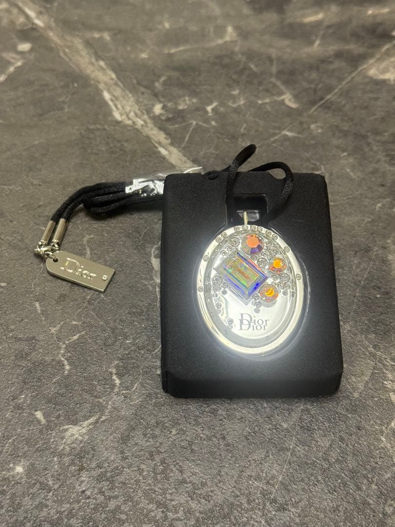 【希少】Dior リップグロス ペンダントスワロフスキー 箱ケース付き　未使用