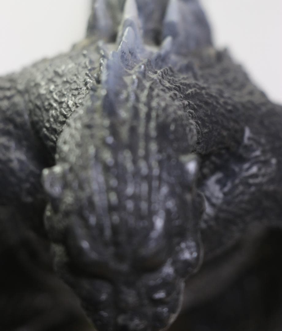 ゴジラ（１９５４年版）フィギャー　全高：約２６㎝　完成品　中古品