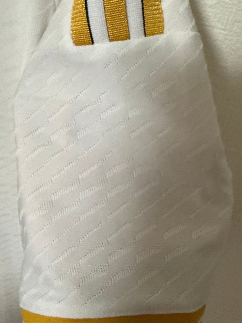 ジュード ベリンガム レアル・マドリード オーセンティック ユニフォーム