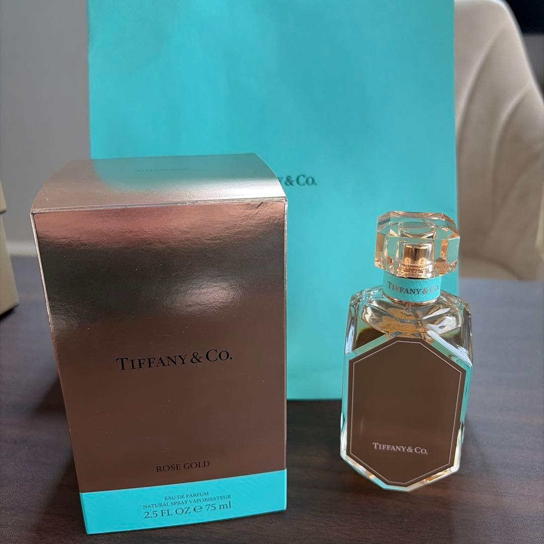 Tiffany香水ローズゴールドオードパルファム75ml