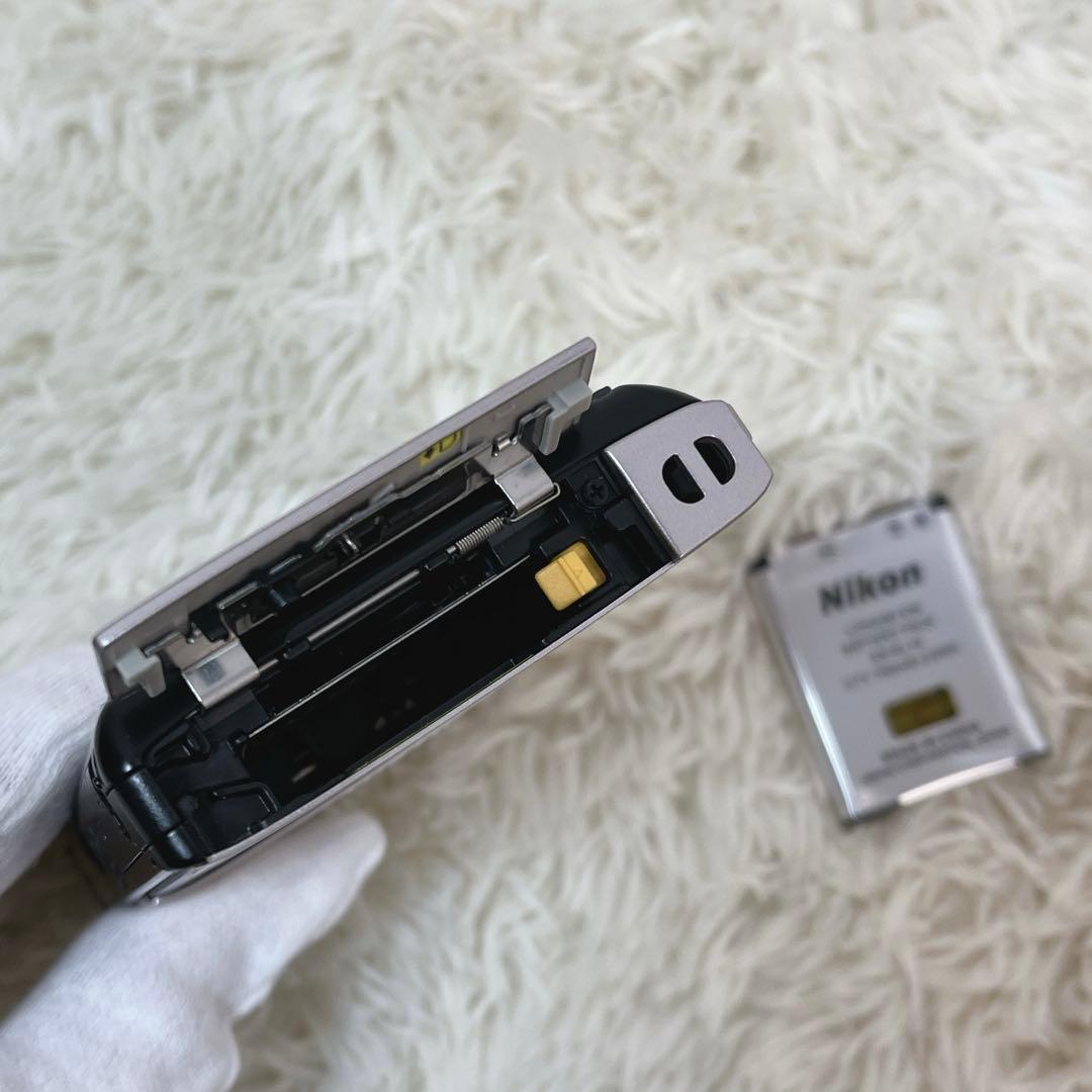 Nikon COOLPIX S100 コンパクトデジタルカメラ プラチナシルバー