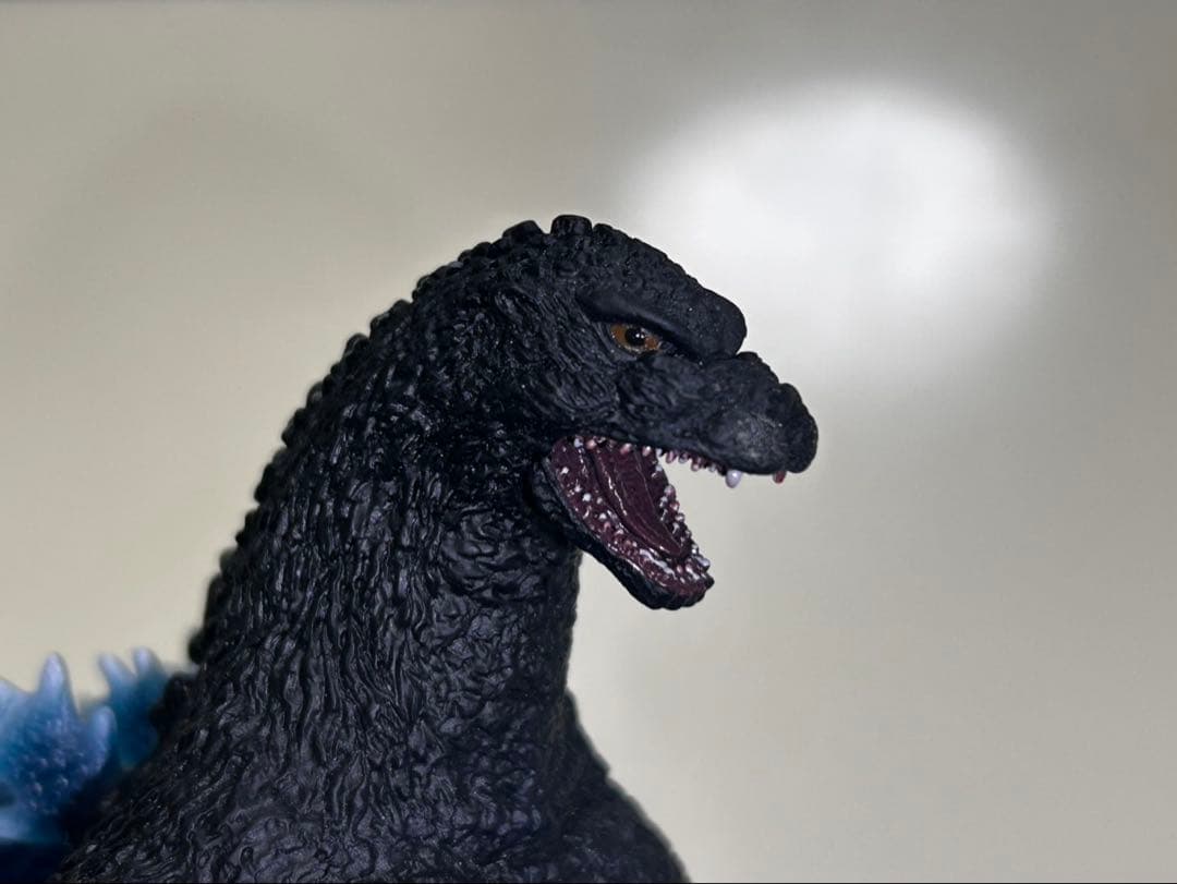 ムービーモンスターシリーズ 極 ゴジラ (1989) 大阪進撃発光カラーver.