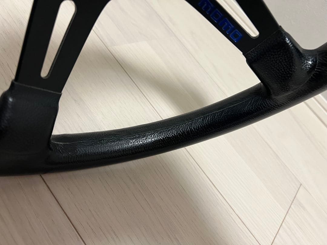 MOMO ステアリングホイール ドリフティング