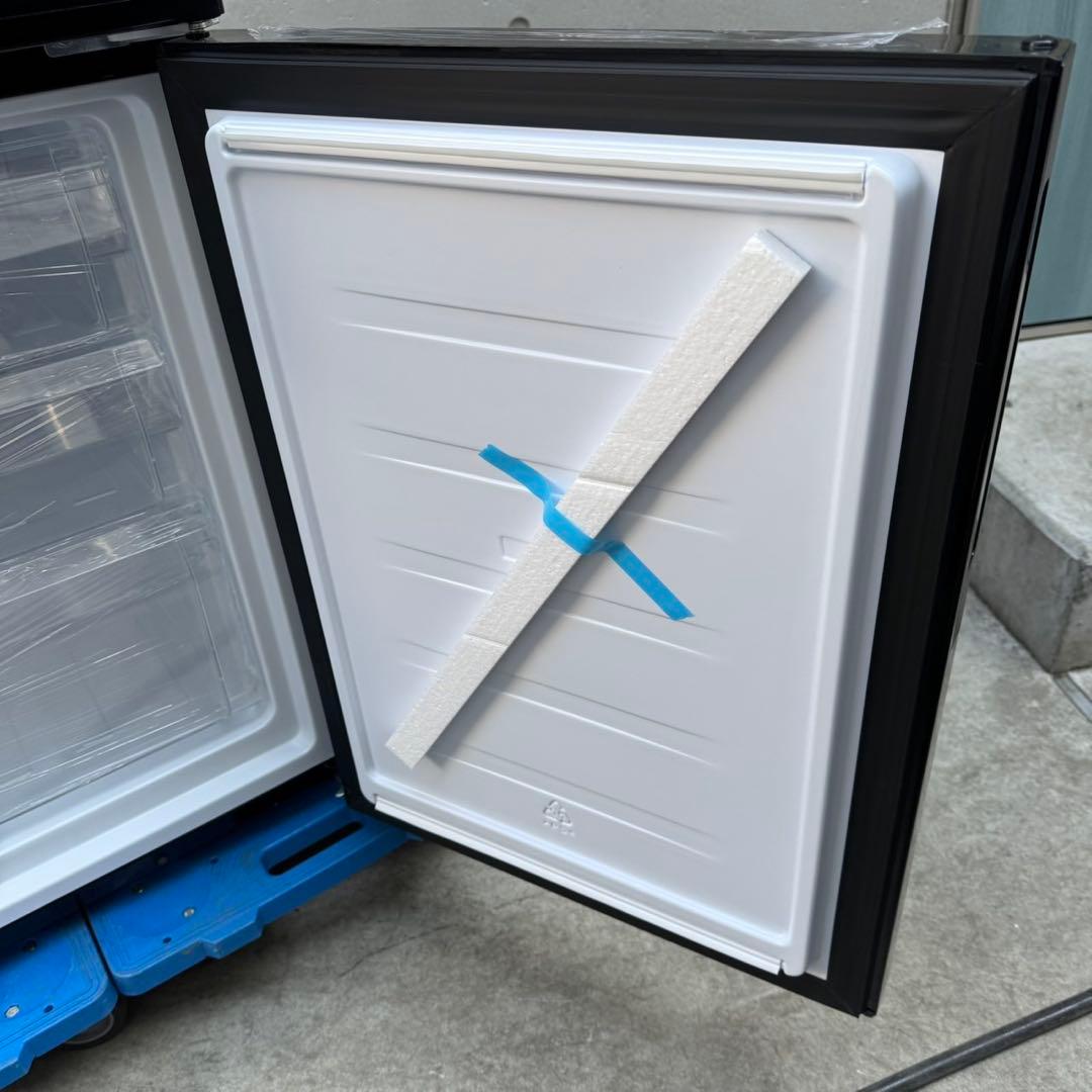 223⭐️2025年製★新品、未使用品★アイリス　冷蔵庫　ブラック　黒　一人暮らし
