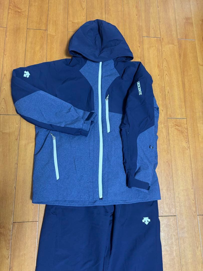 （超美品）DESCENTE ネイビー スキーウェア Lサイズ